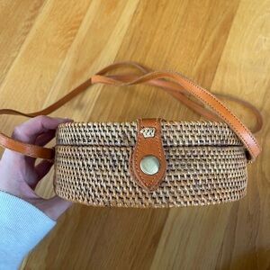 Round rattan woven purse